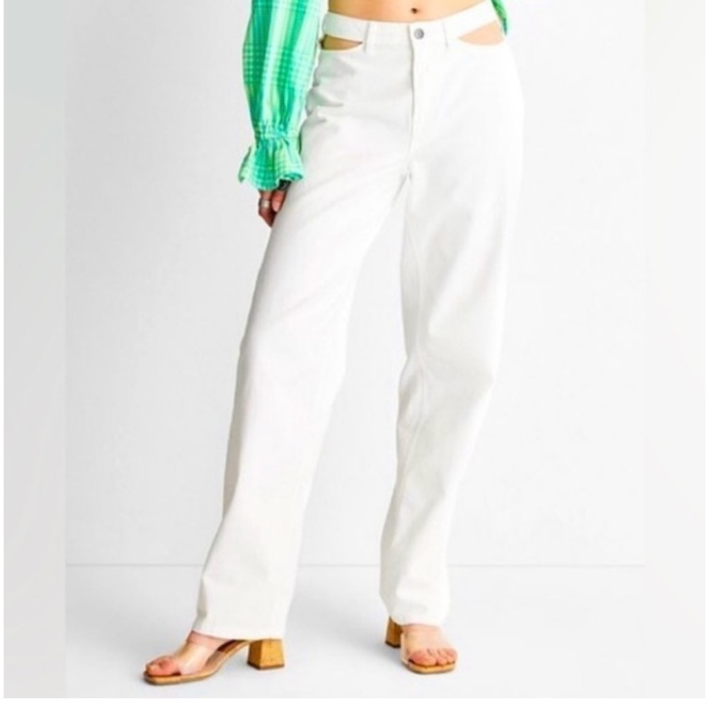 Women's Cut Out Waist Straight Leg Jeans Future Collective -Alani Noelle White
